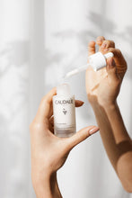 Afbeelding in Gallery-weergave laden, Caudalie Vinoperfect Serum Eclat 30ml - SkinEffects Zwolle