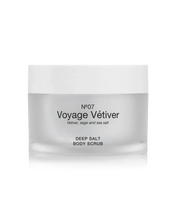 Afbeelding in Gallery-weergave laden, Deep Salt Body Scrub Voyage Vétiver - Marie Stella Maris - Huidproducten.nl
