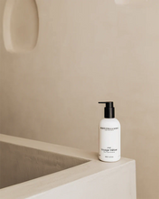 Afbeelding in Gallery-weergave laden, Body Lotion Voyage Vétiver - Marie Stella Maris - Huidproducten.nl
