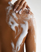 Afbeelding in Gallery-weergave laden, Silky Soft Shower Mousse Objets d'Amsterdam - Marie Stella Maris - Huidproducten.nl
