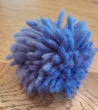 Afbeelding in Gallery-weergave laden, Pompom (1 kleur)
